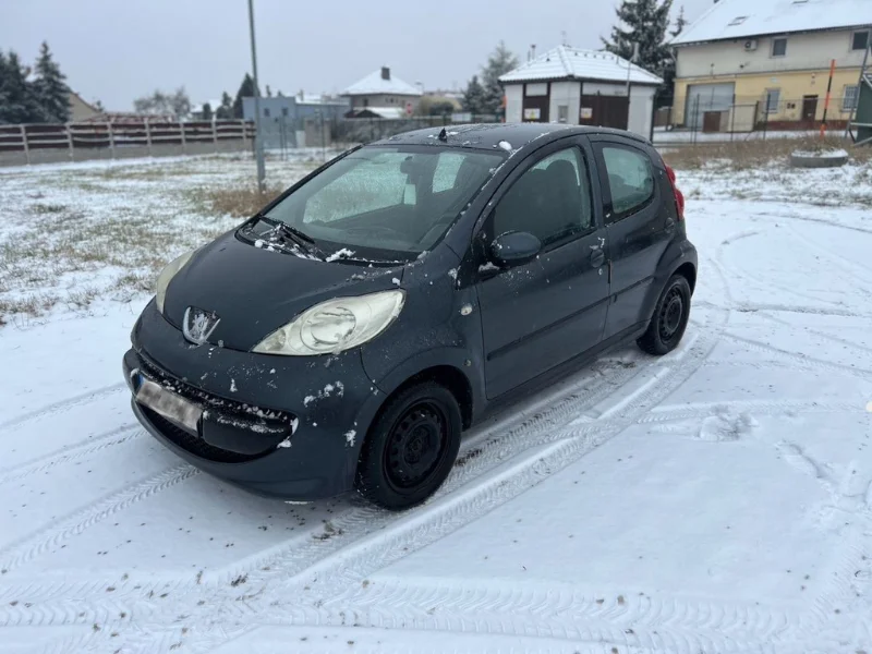 PEUGEOT 107